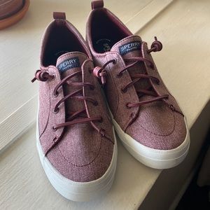 Never worn women’s size 10 Sperry Top Siders memory foam.